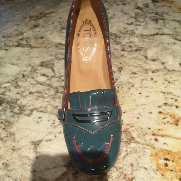 Women shoes - Picture 2 of 4